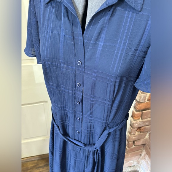 London Times by Chico’s Flutter Sleeve Solid Navy Dress - Picture 6 of 13